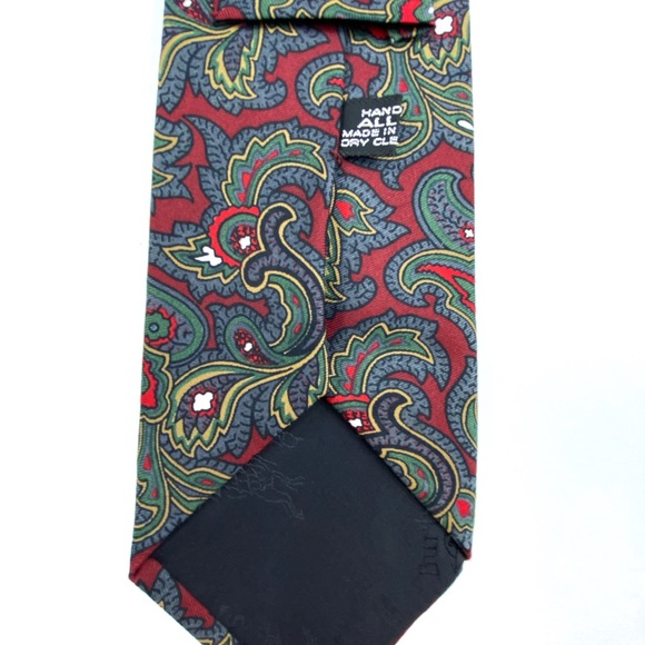 Burberry’s London men’s all silk neck tie. - Picture 3 of 4